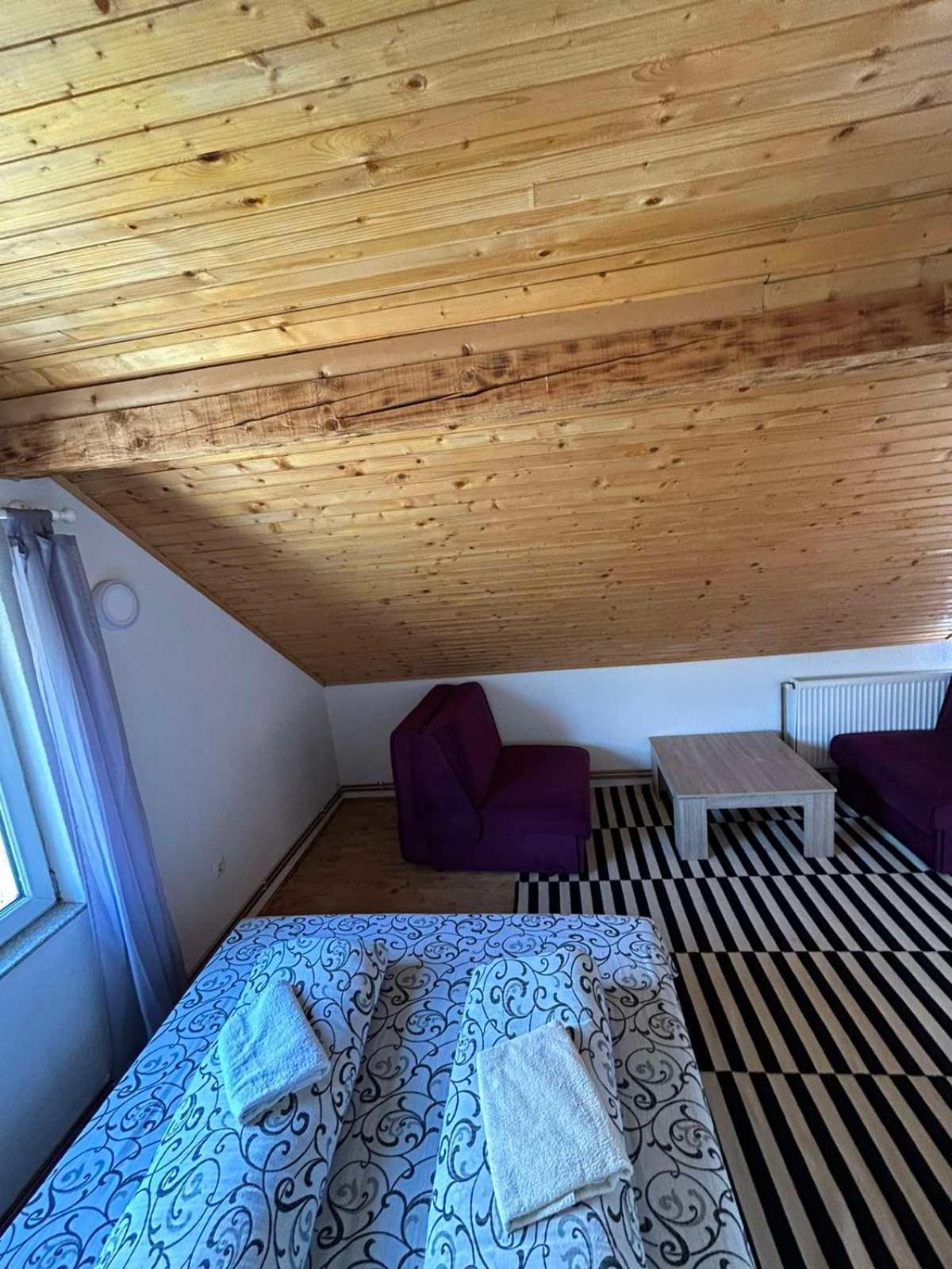 Bed And Breakfast Umoljani Habitación foto